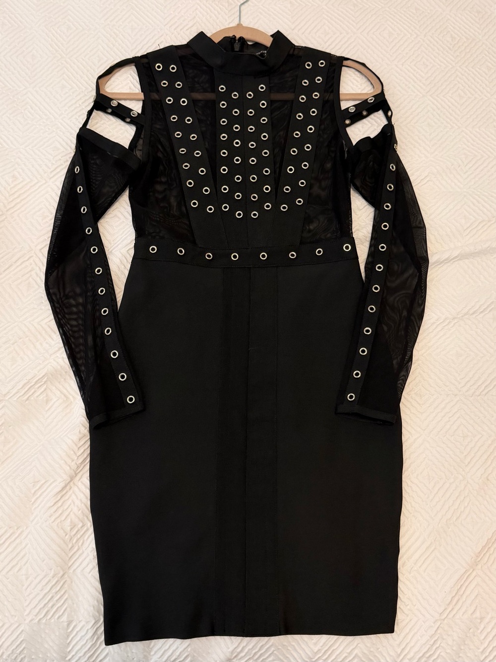 Black Eyelet-Detail Cold-Shoulder Bodycon Dress
